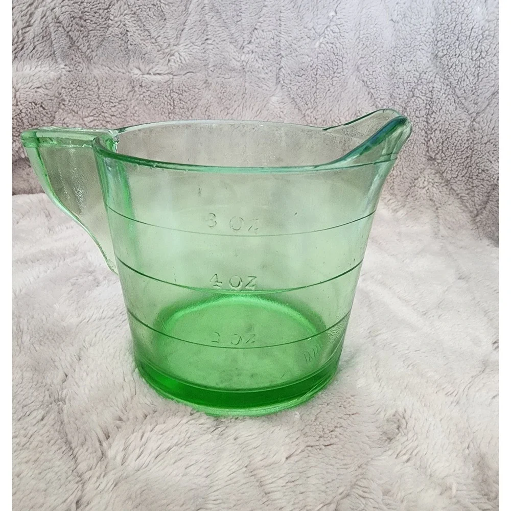 Jeannette Vintage Green Depression Glass Measuring Cup 8oz 1 Cup Retro Kitchen